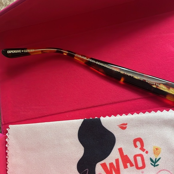 DIFF 🤎🤎 Eyewear Emily in Paris Sylvie Tortoise Square Sunglasses NIB - Picture 7 of 15